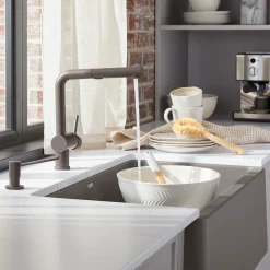Blanco Linus Low Arc Pull-Out Dual-Spray Kitchen Faucet, Volcano Gray, 1.5 GPM, Brass, 526962